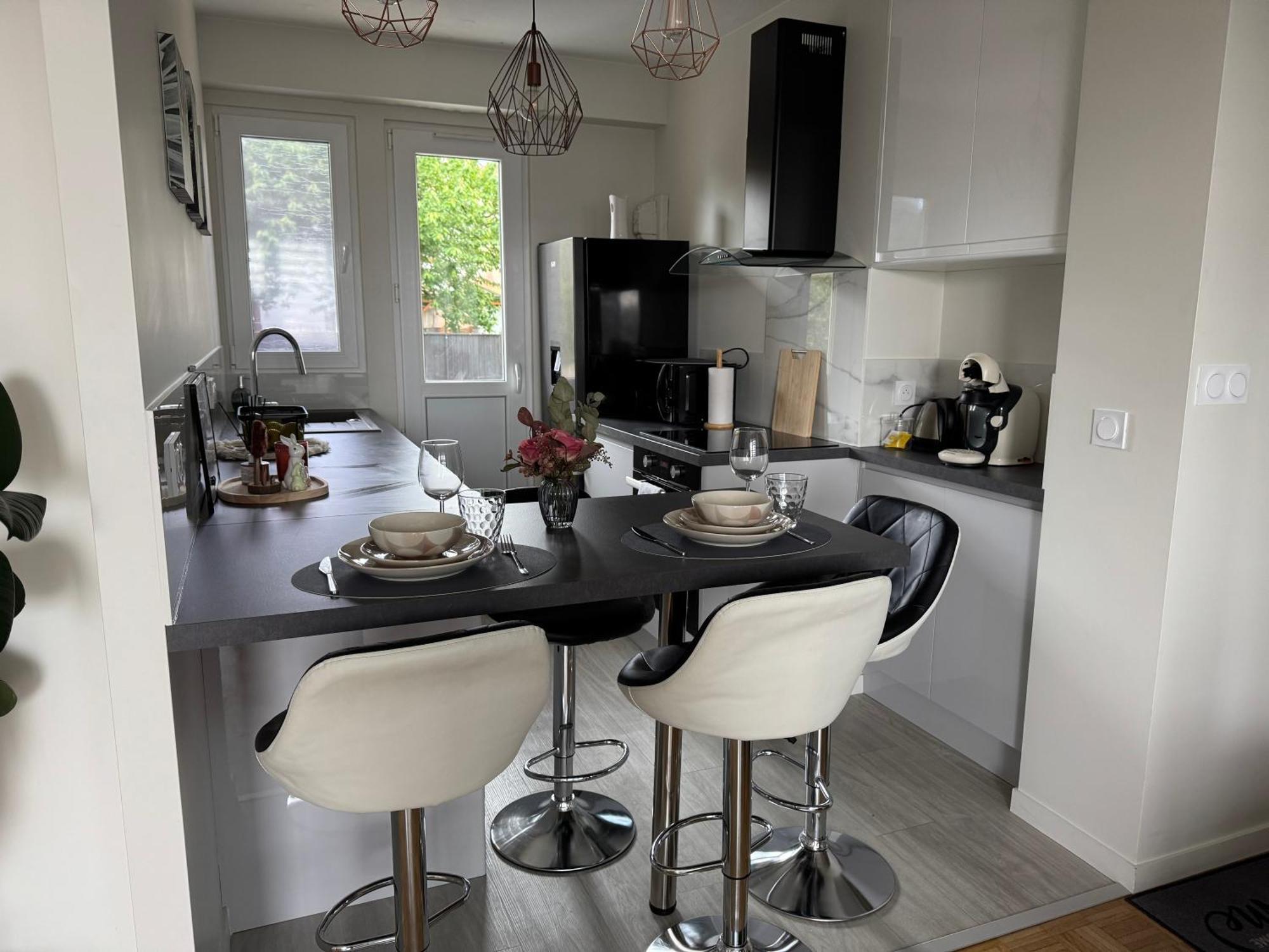 Appartement Chaleureux Et Spacieux T3 Limoges Extérieur photo